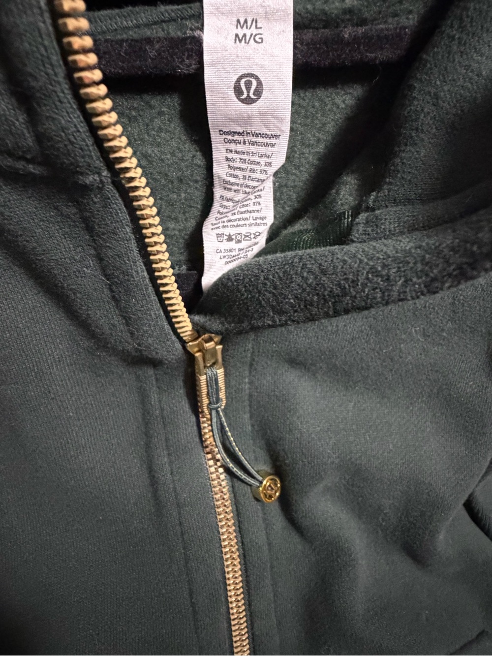 Lululemon Forest Green 1/2 zip cropped Scuba Hoodie with Gold logo and zipper - Picture 3 of 3